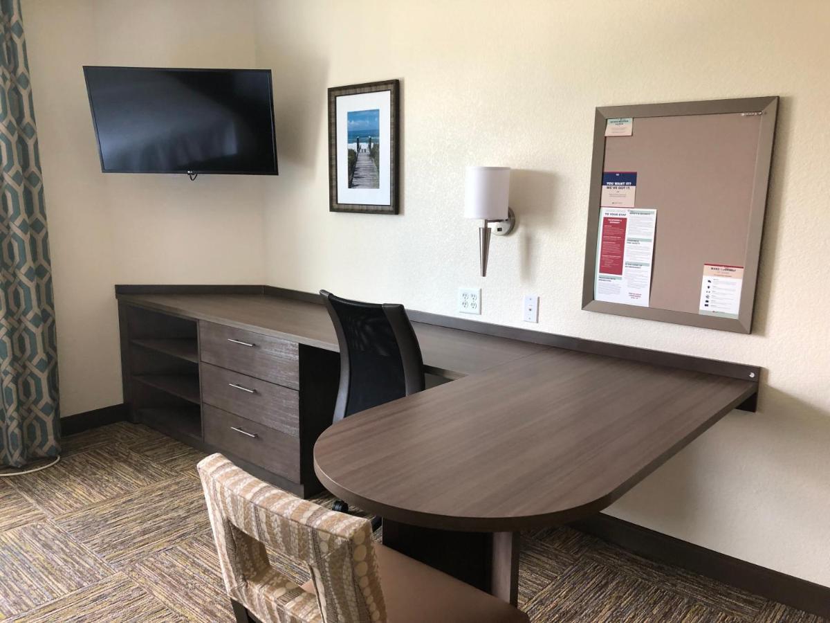 Queen Studio Suite with Bath Tub - Mobility Accessible - Non-Smoking,1000539108:JPEG