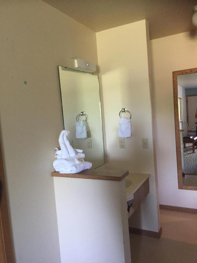 King Room with Spa Bath