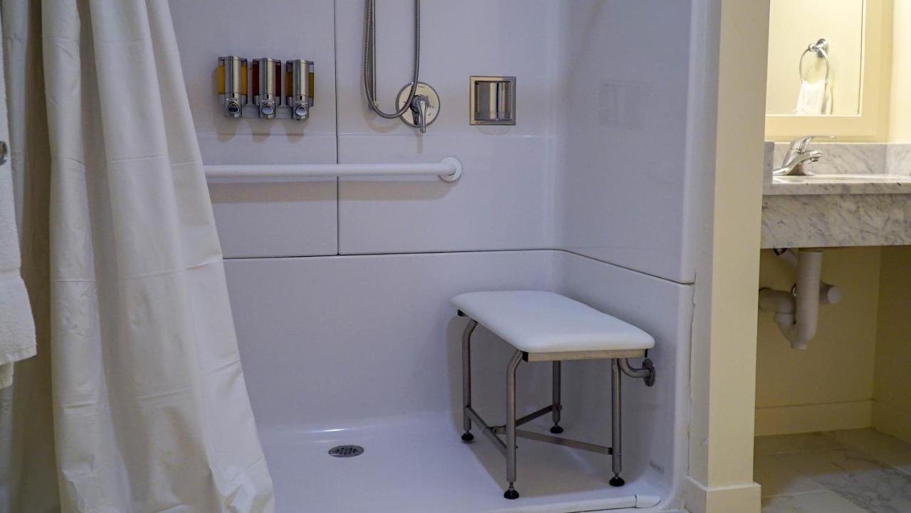 King Mobility Access with Kitchenette