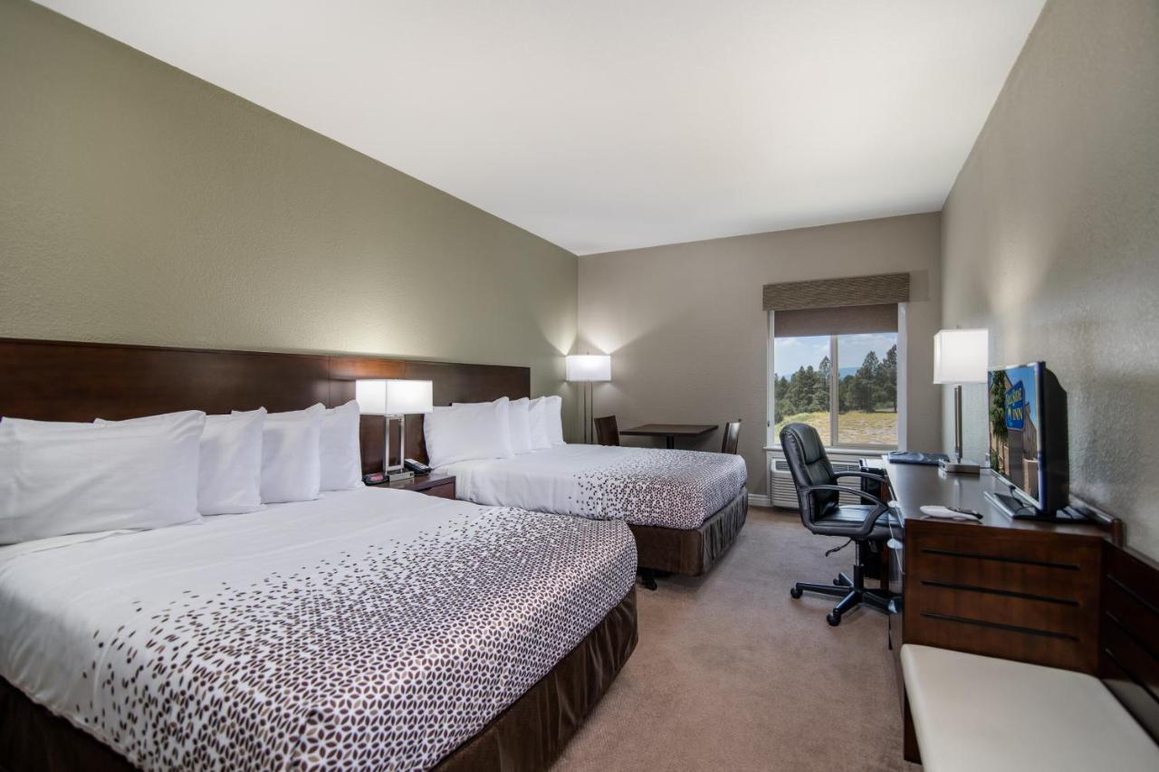 Queen Room with Two Queen Beds
