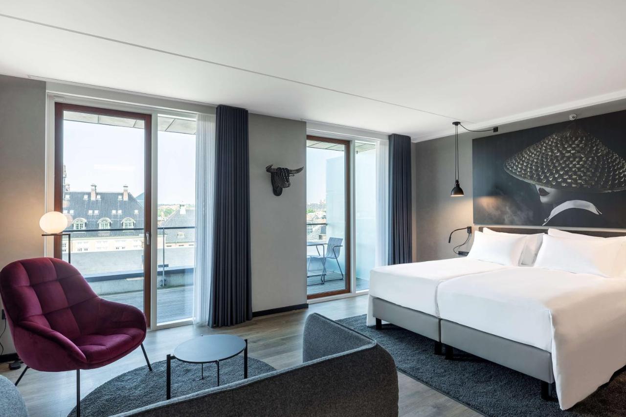 Suite with City View