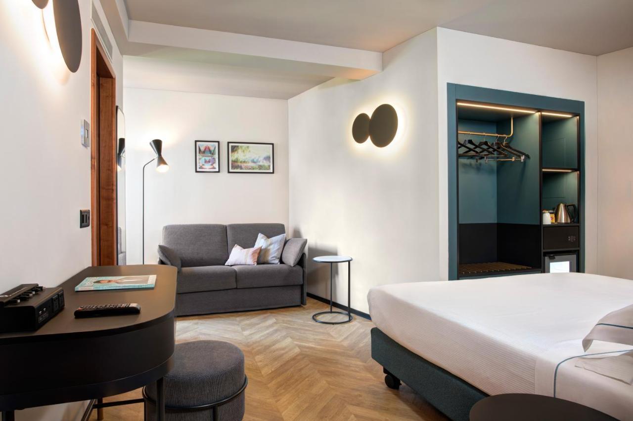 Room with Extra Bed and Air Conditioning