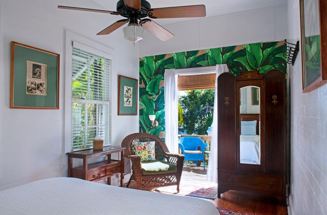Queen Room with Balcony