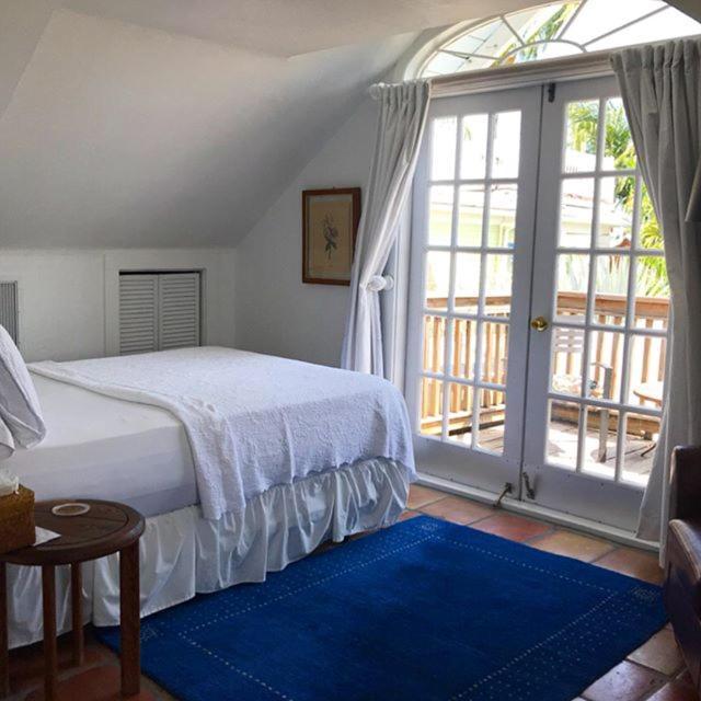 Queen Room with Balcony