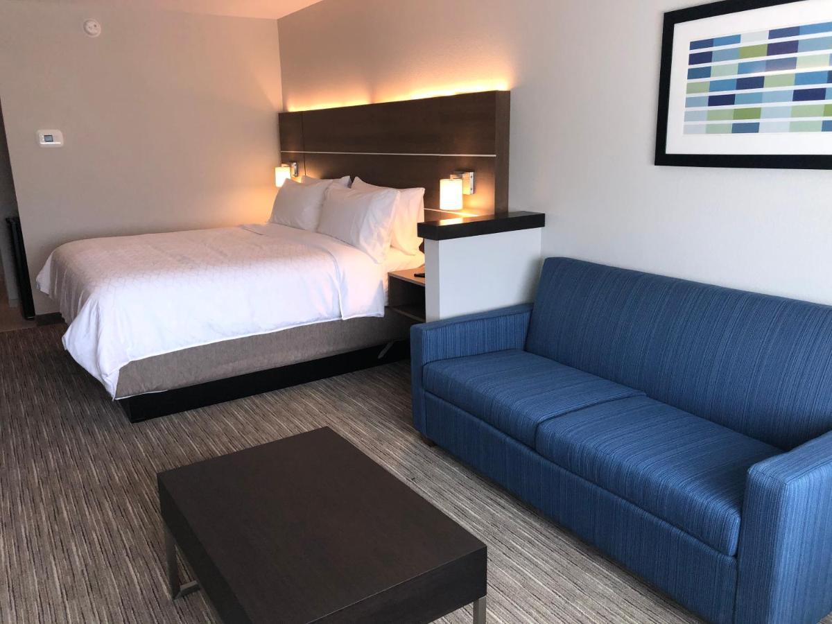Standard King Room with Sofa Bed,1021537096:JPEG
