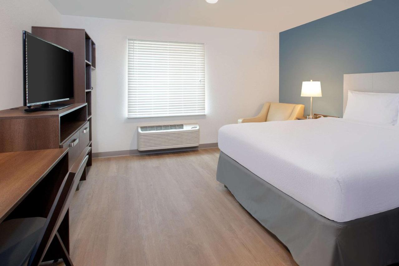 King Room - Accessible/Non-Smoking