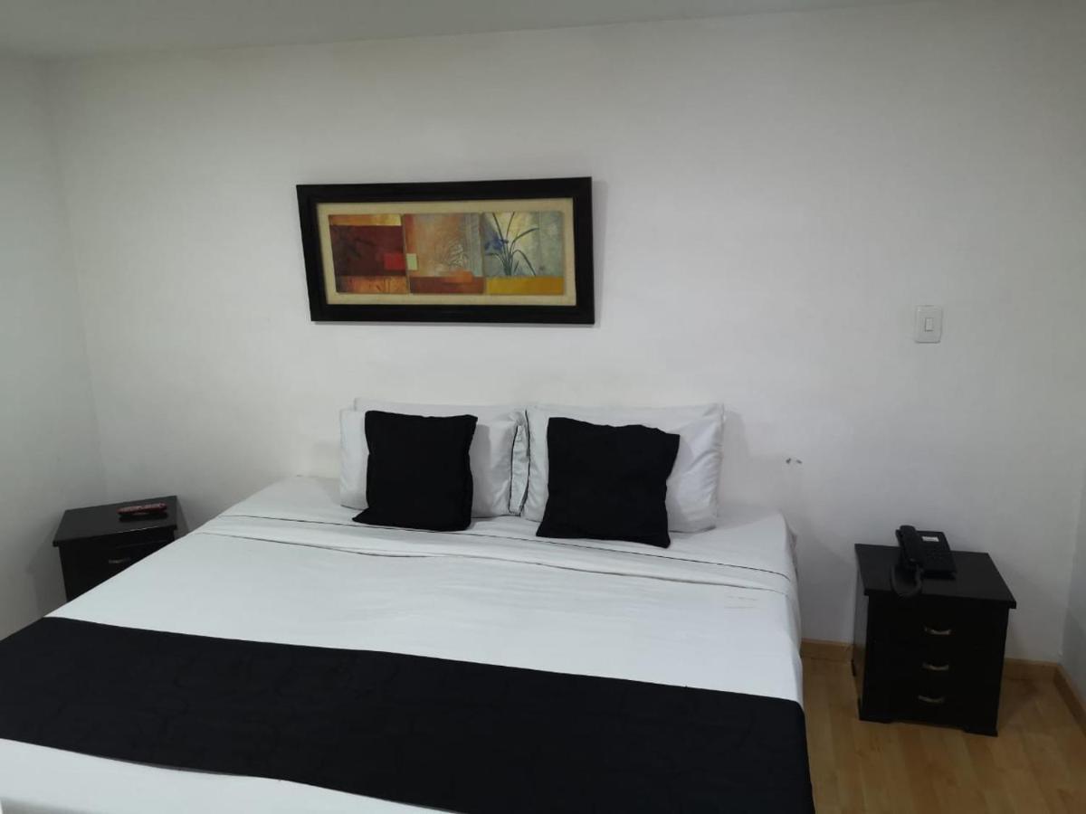 Double or Twin Room,1015766092:JPEG