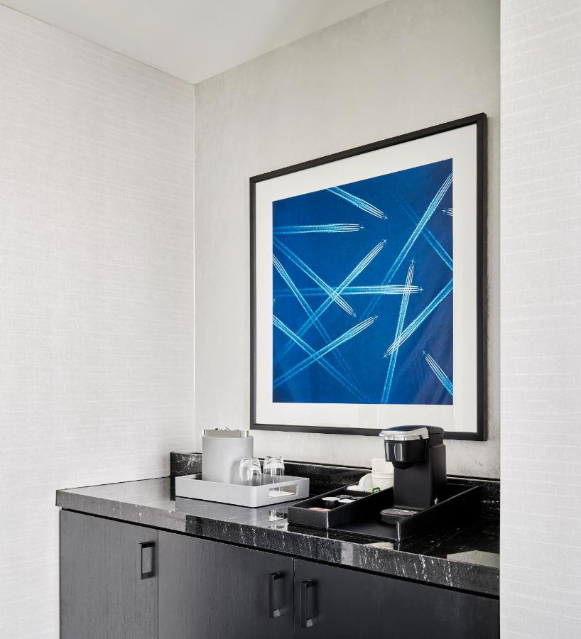 Deluxe 2 Queen,1362273788:JPEG