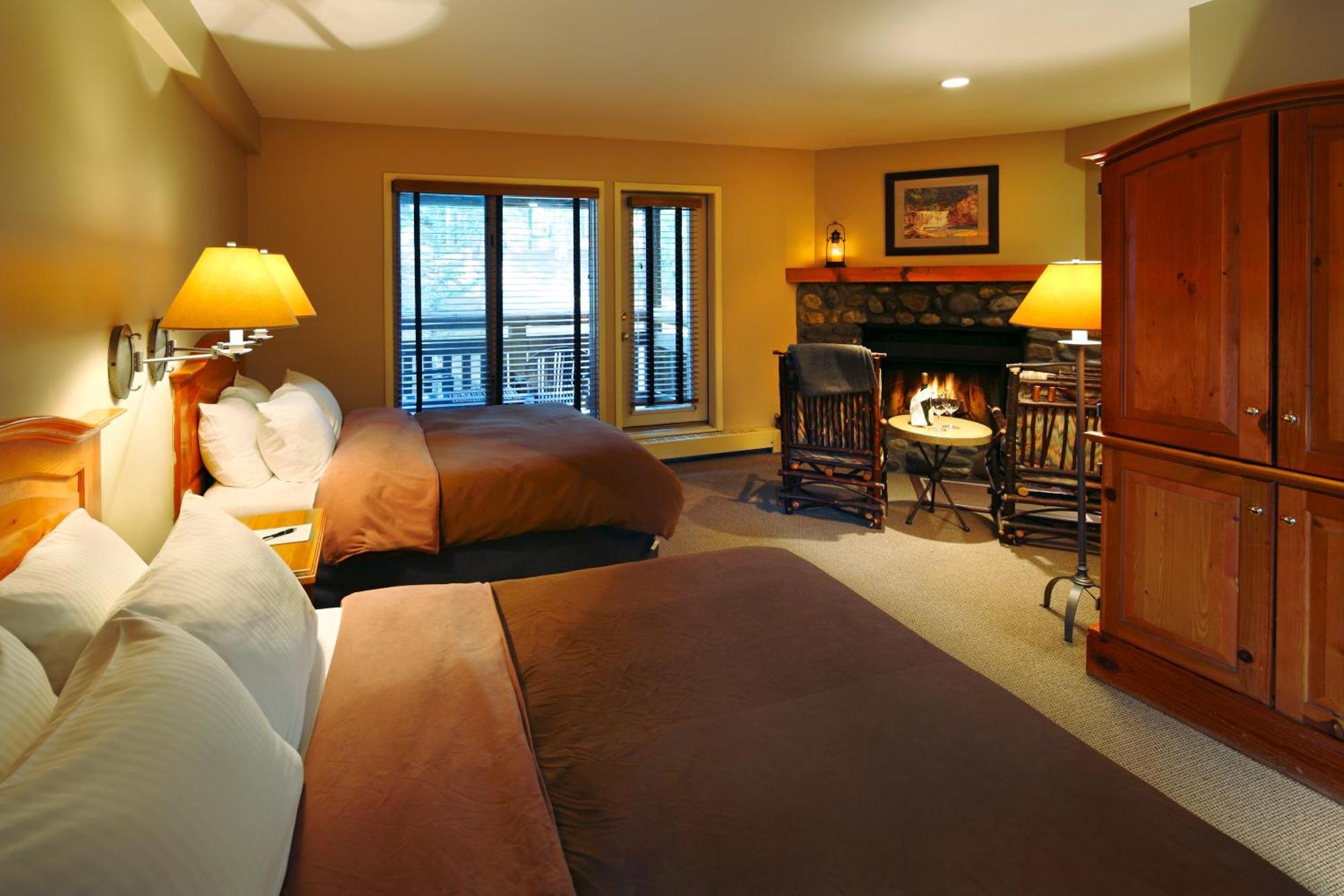 Queen Room with Two Queen Beds