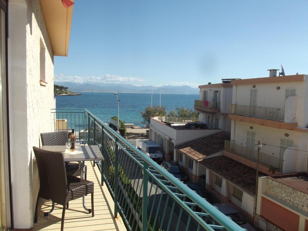 Double Room with Balcony and Sea View