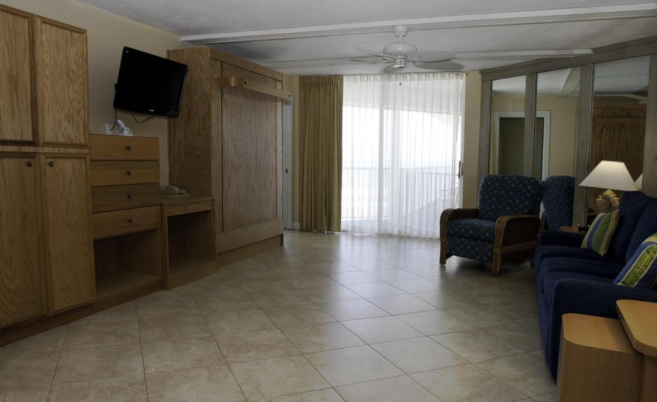 Two-Bedroom Apartment with Ocean View