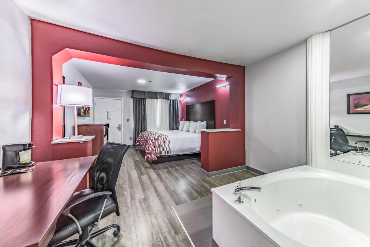 Superior King Room with Spa Tub Smoke Free