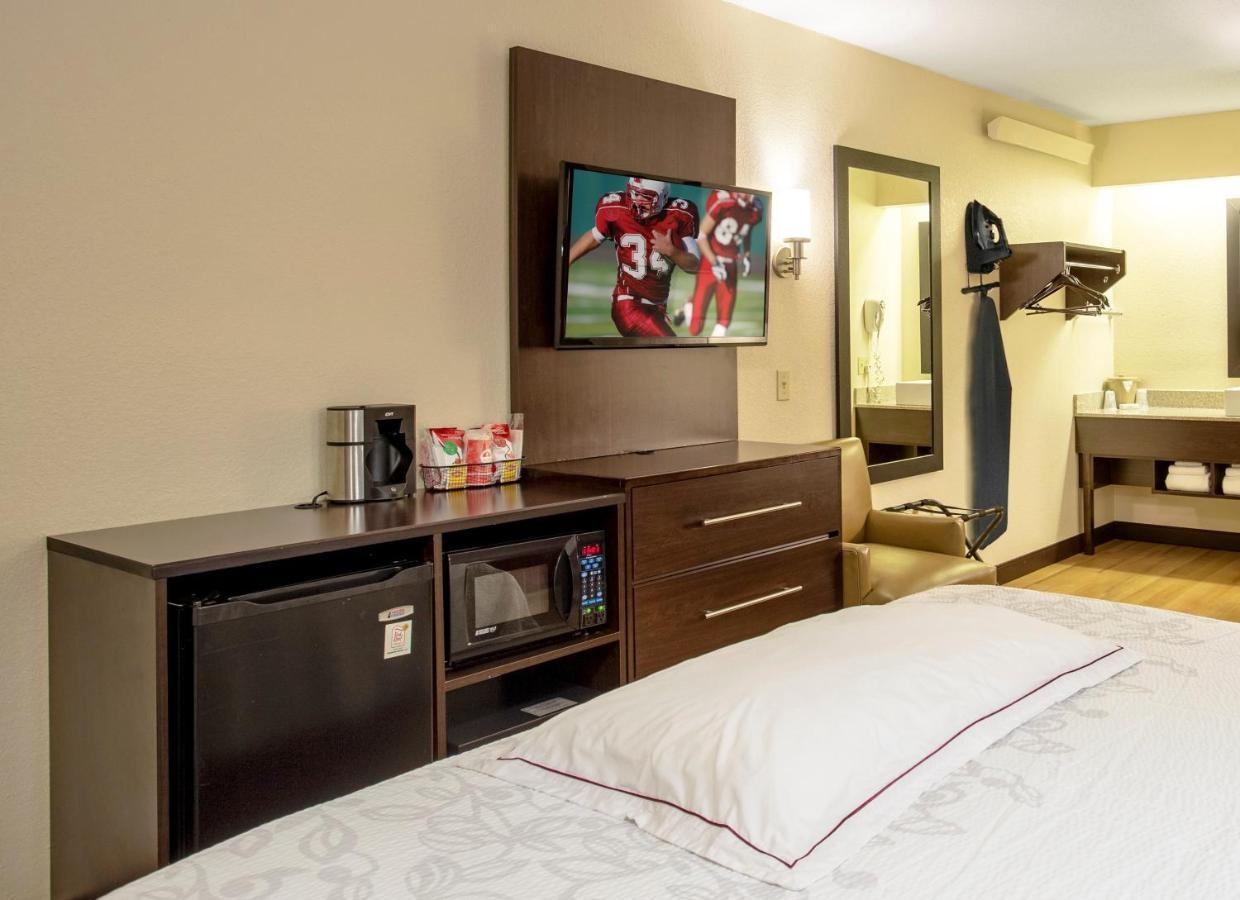 Premium Room with Two Double Beds Smoke Free (Upgraded Bedding & Snack)
