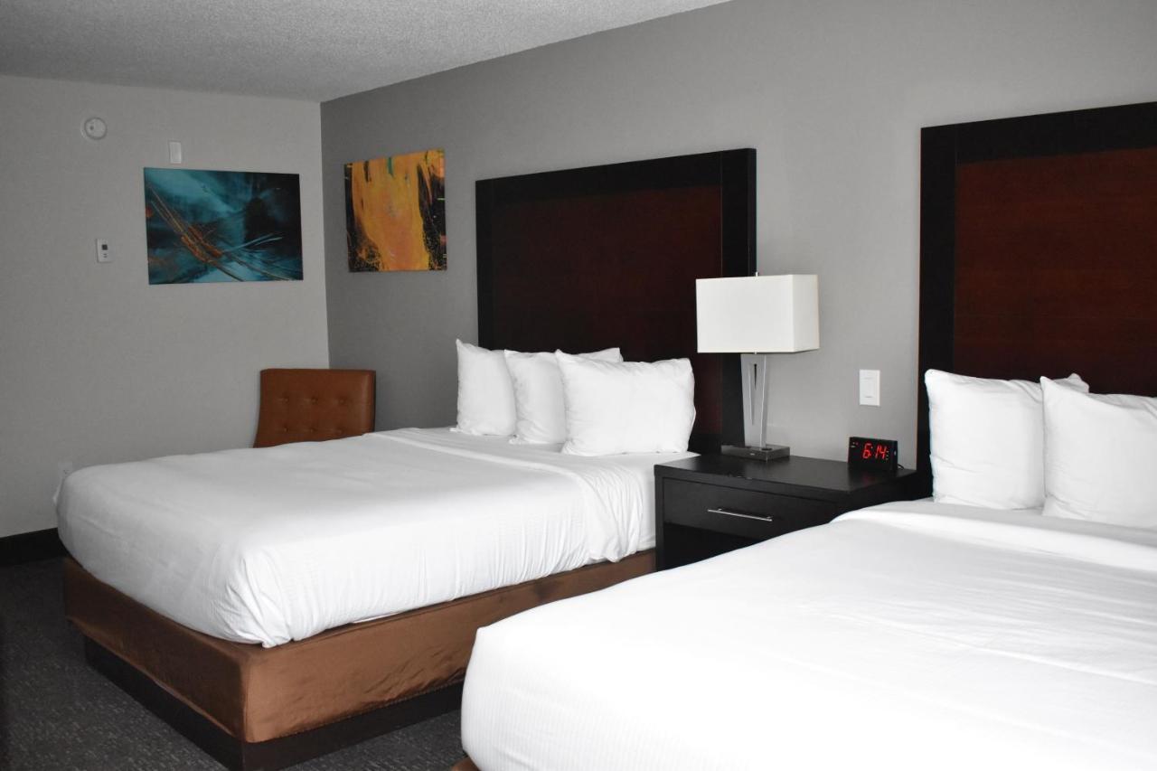 Queen Room with Two Queen Beds - Mobility Access/Non-Smoking