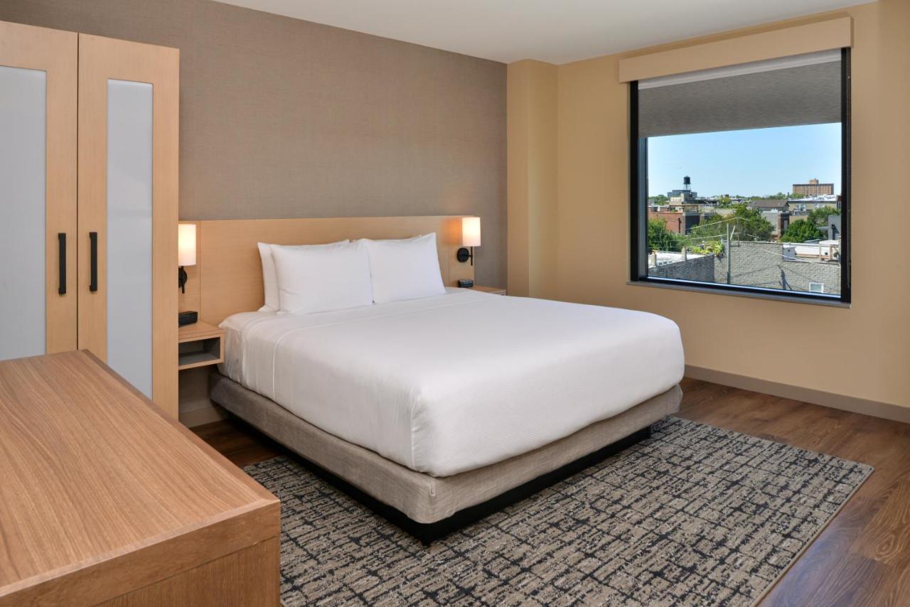Specialty King Room with Sofa Bed,1026559675:JPEG