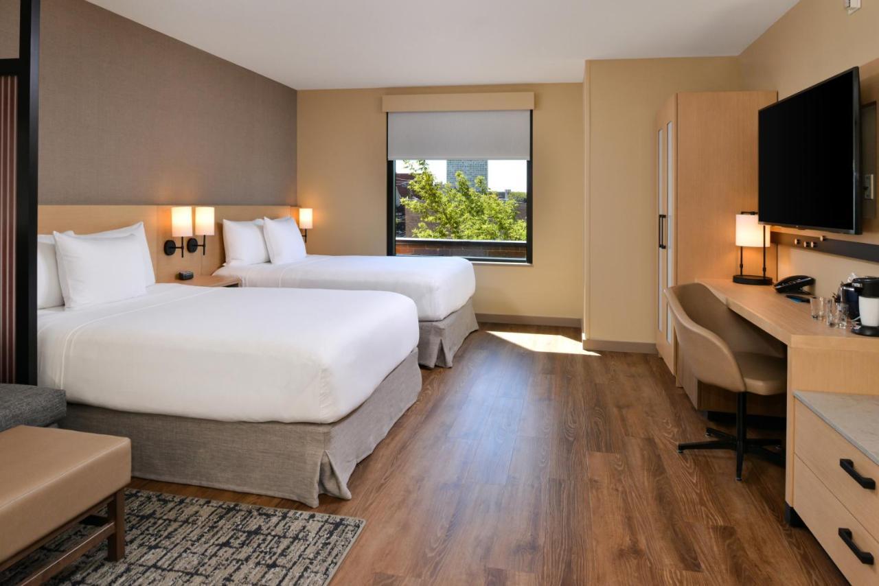 Queen Room with Two Queen Beds and Roll-In Shower - Disability Access,1026560104:JPEG