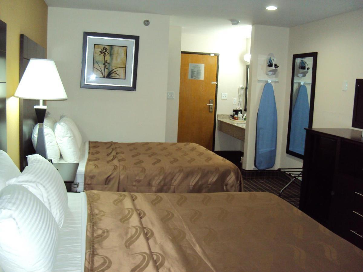 Double Room with Two Double Beds - Accessible/Non-Smoking,1029775486:JPEG
