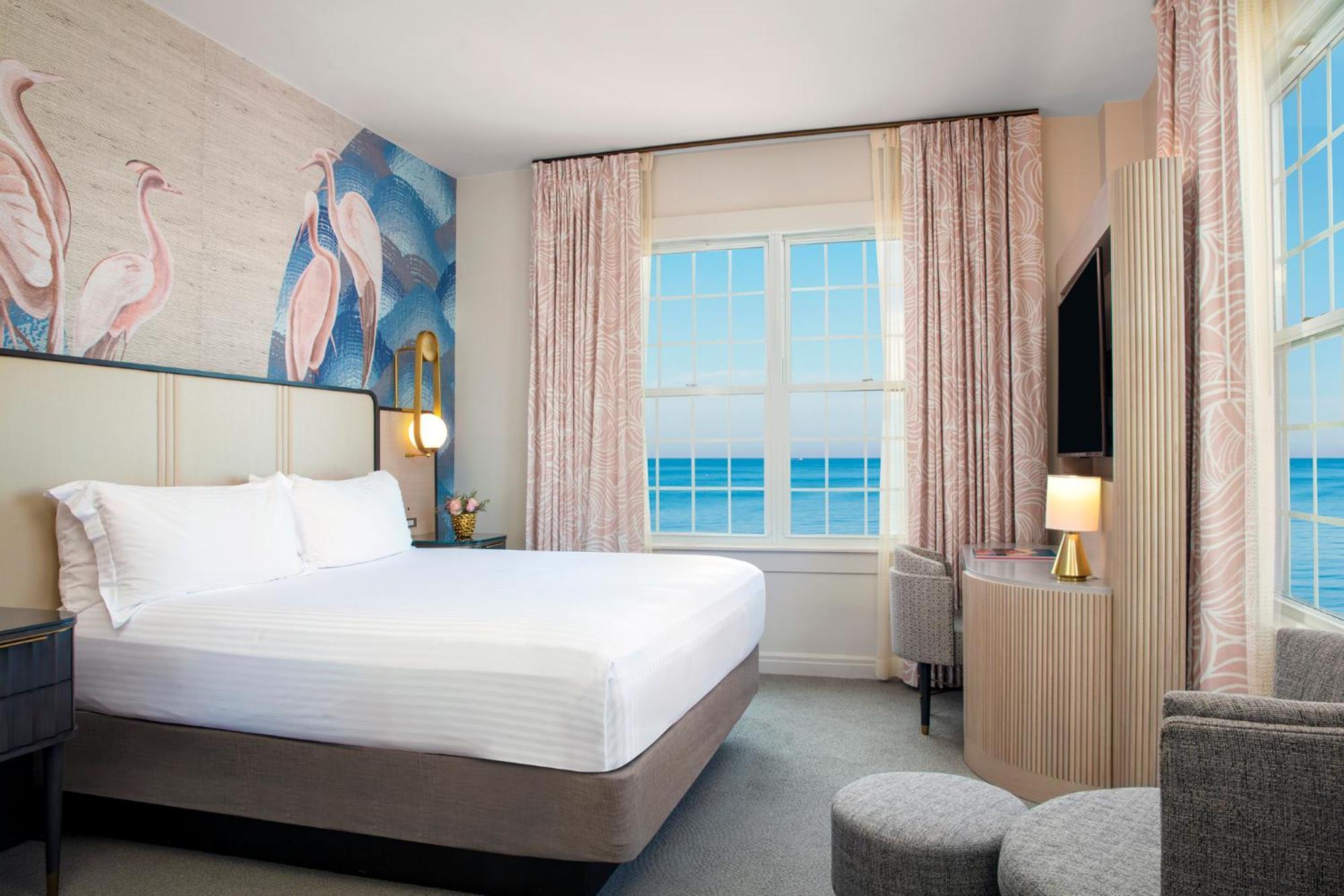 Grand King Room