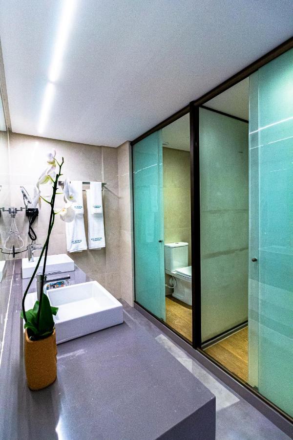 Family Suite with Sea View