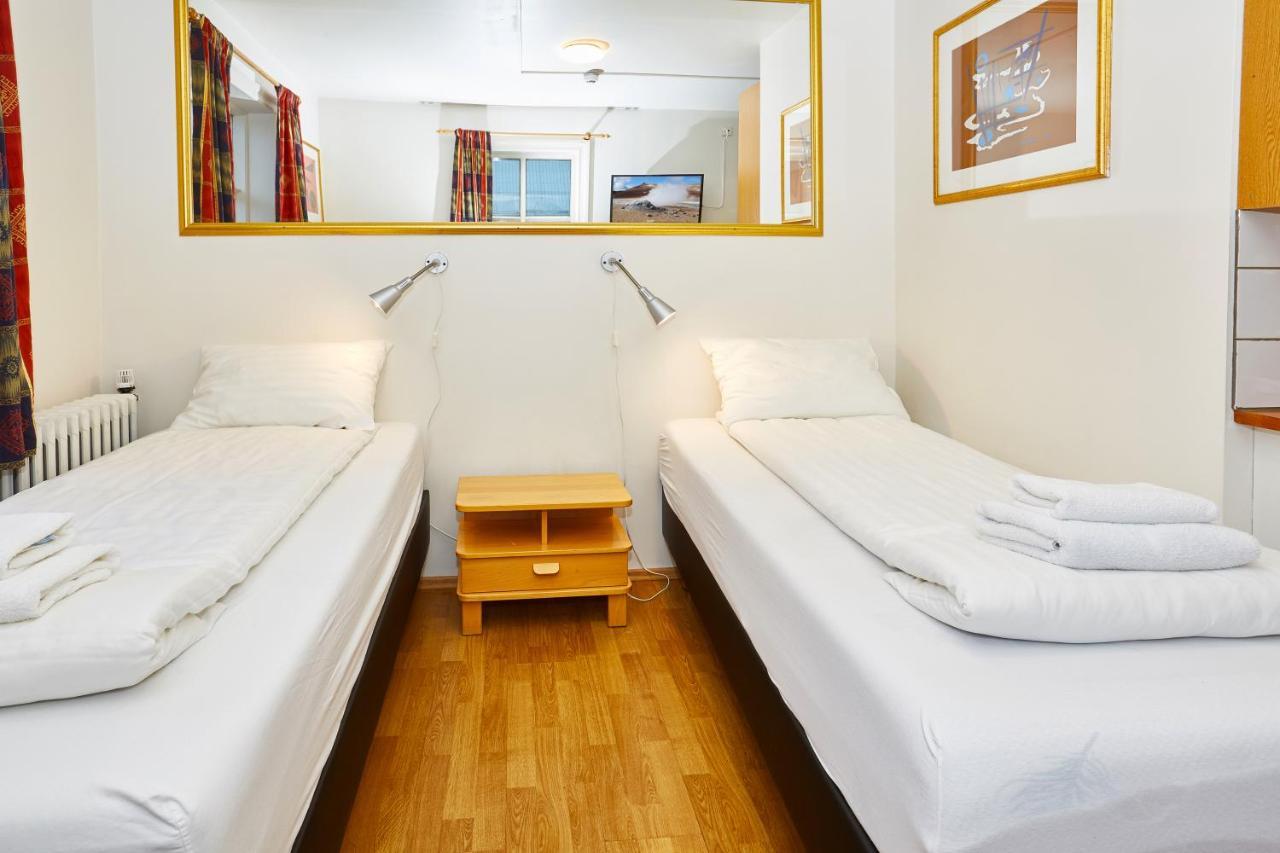 Economy Twin Room