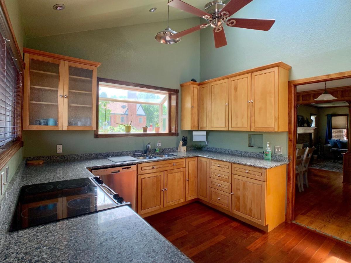 Large Twin Room