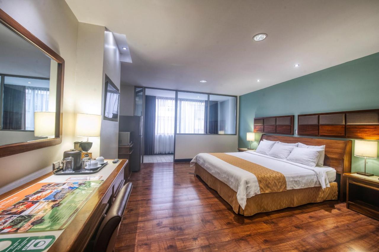 Deluxe,1213670950:JPEG