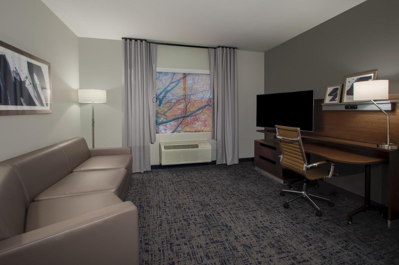 King Room with Sofa Bed