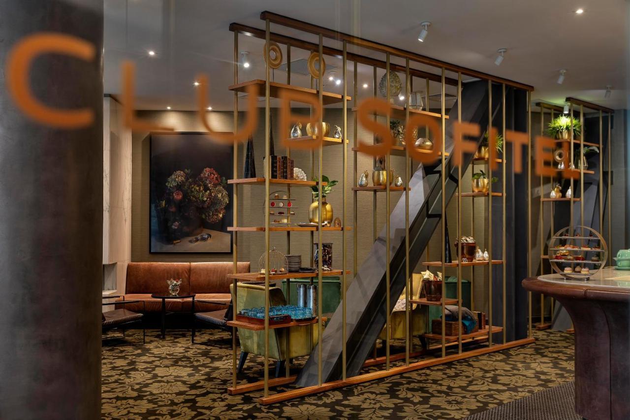 Luxury King Room with Club Access