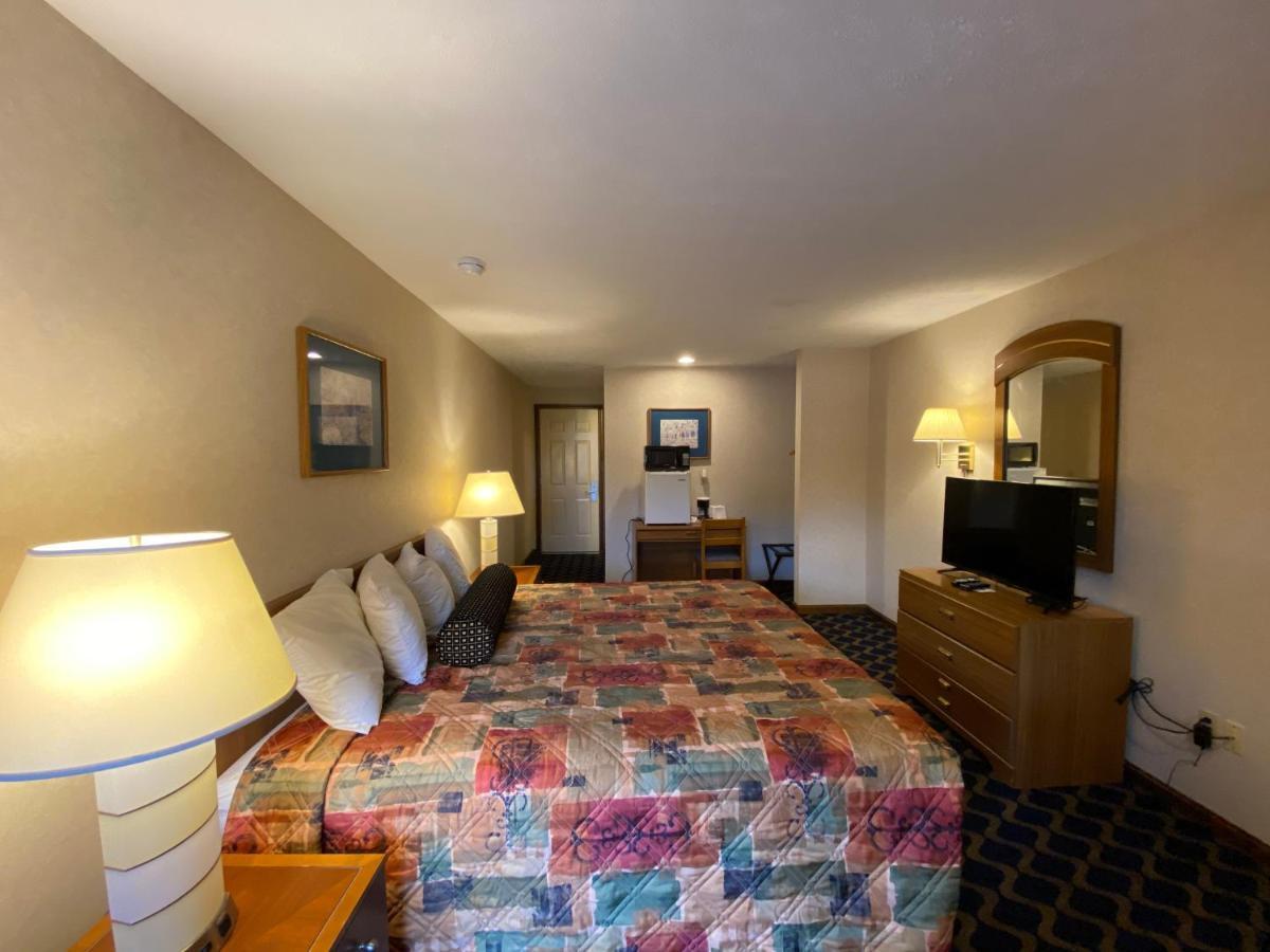 King Room with Balcony