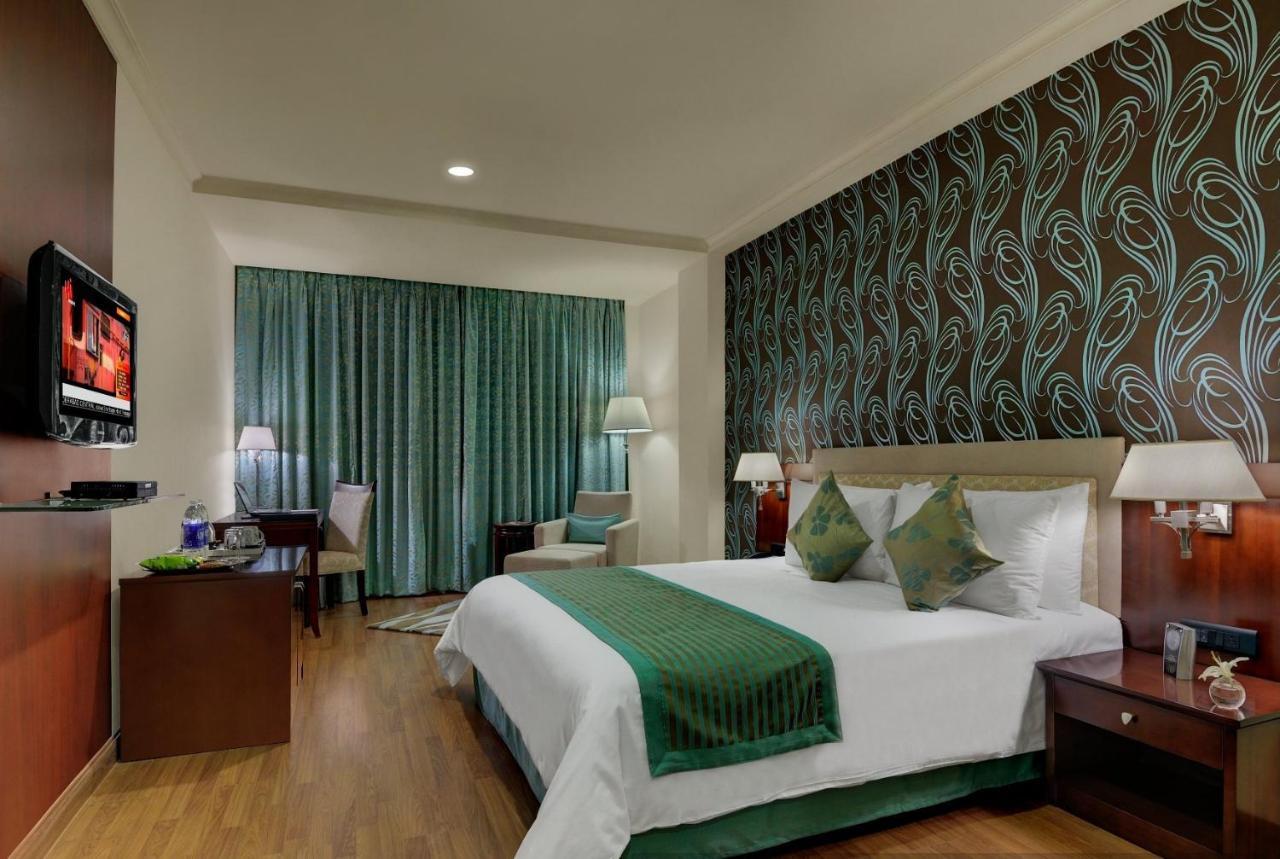 Privilege Room  with 15% Discount on Food( At Bistro Restaurant),1221688969:JPEG