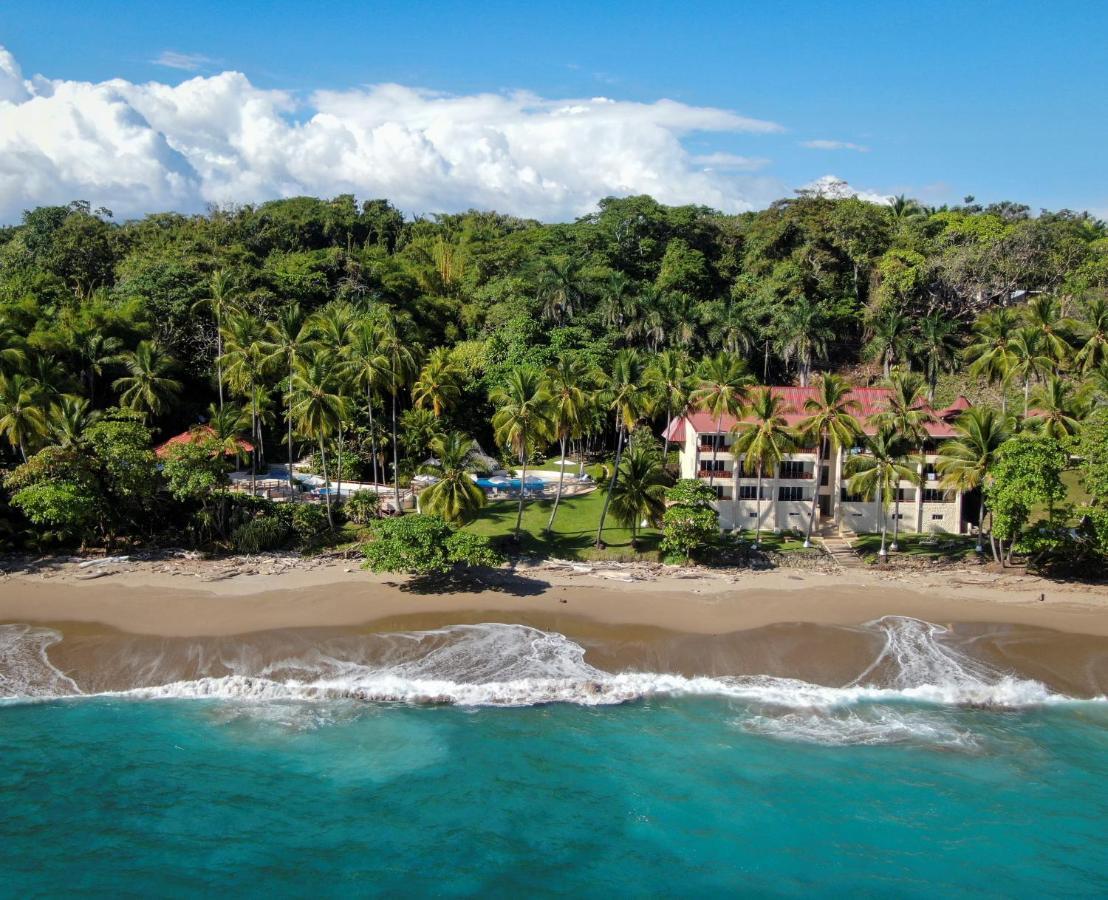 Beachfront two Queen Beds