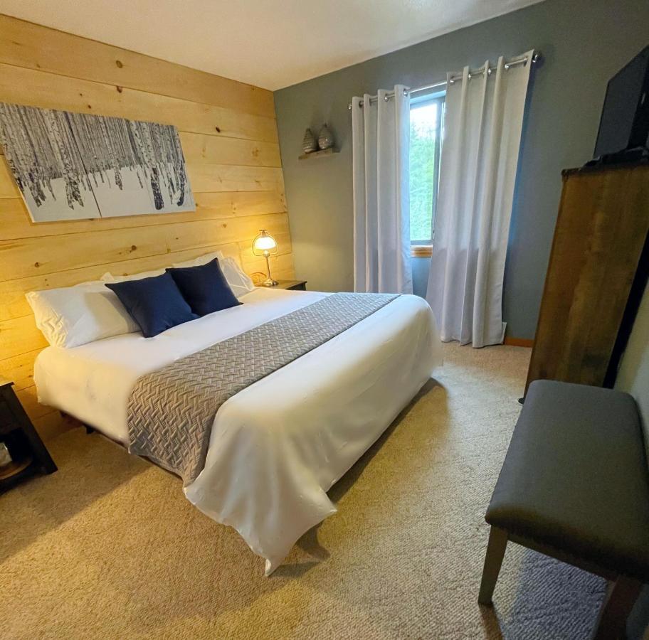 King Room with Spa Bath