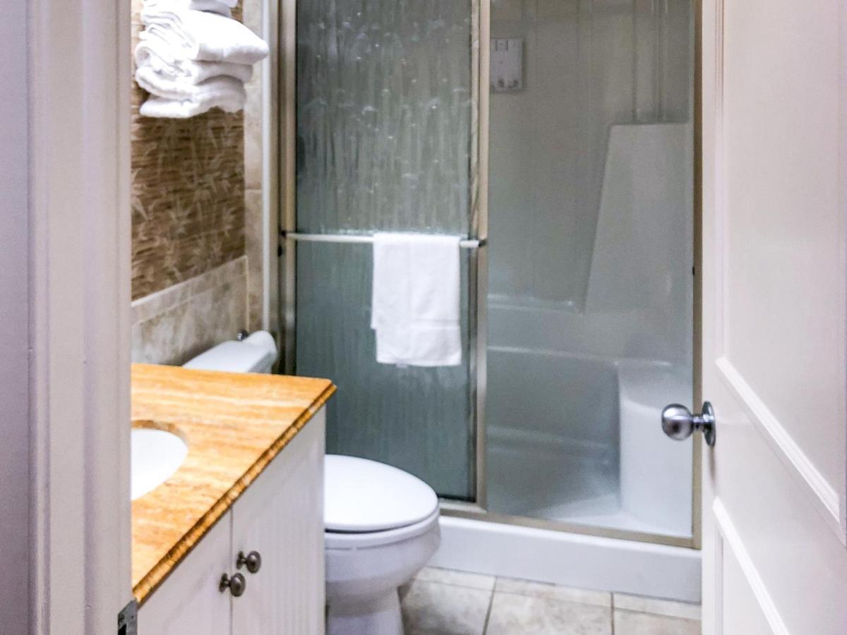 King Room,1111659534:JPEG