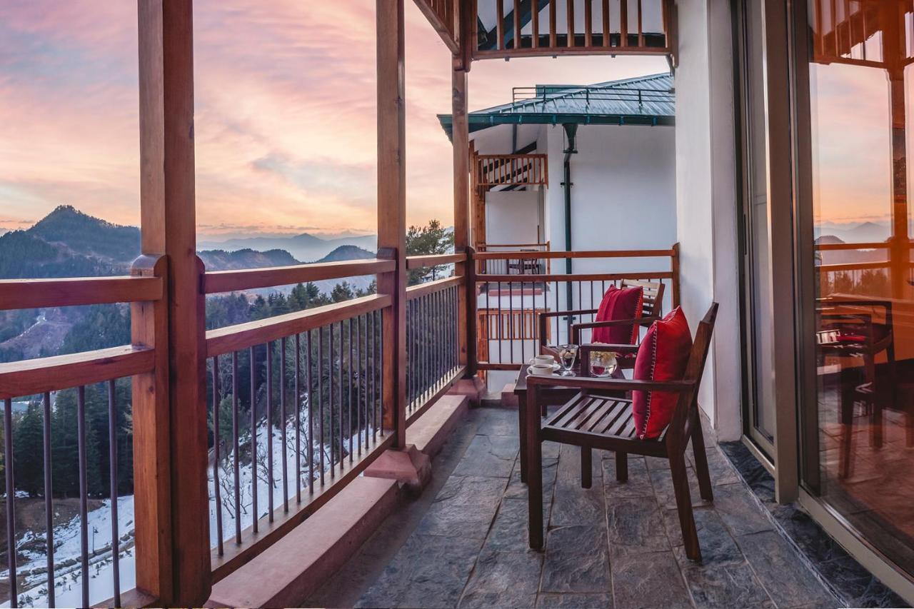 Premium Classic Room Valley View King Bed