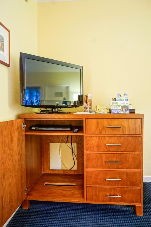 Queen Room - Disability Access,113163420:JPEG