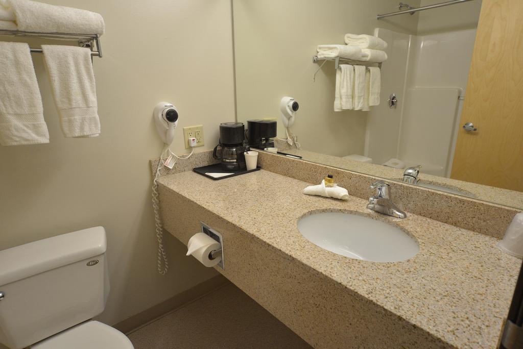 Double Room with Two Double Beds,678402669:JPEG