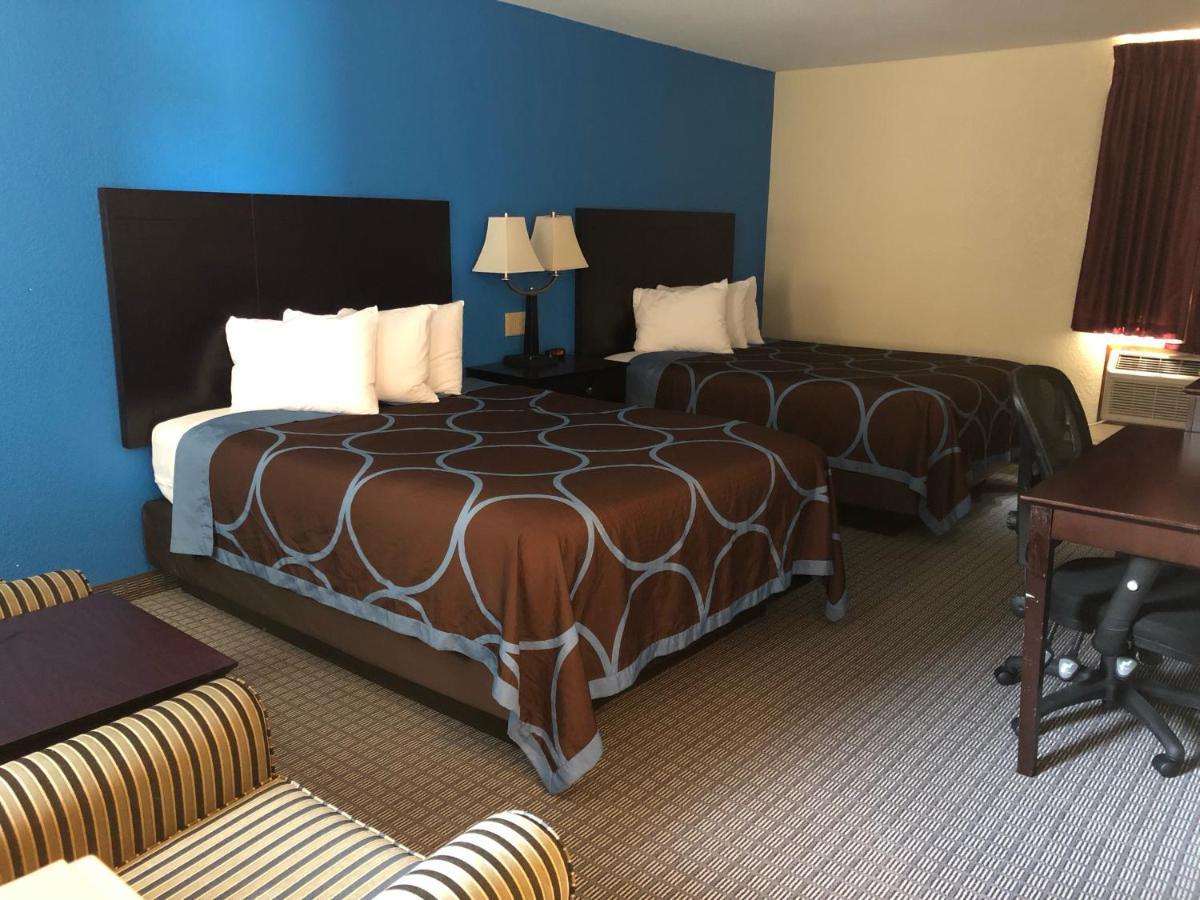 Standard Queen Room with Two Queen Beds