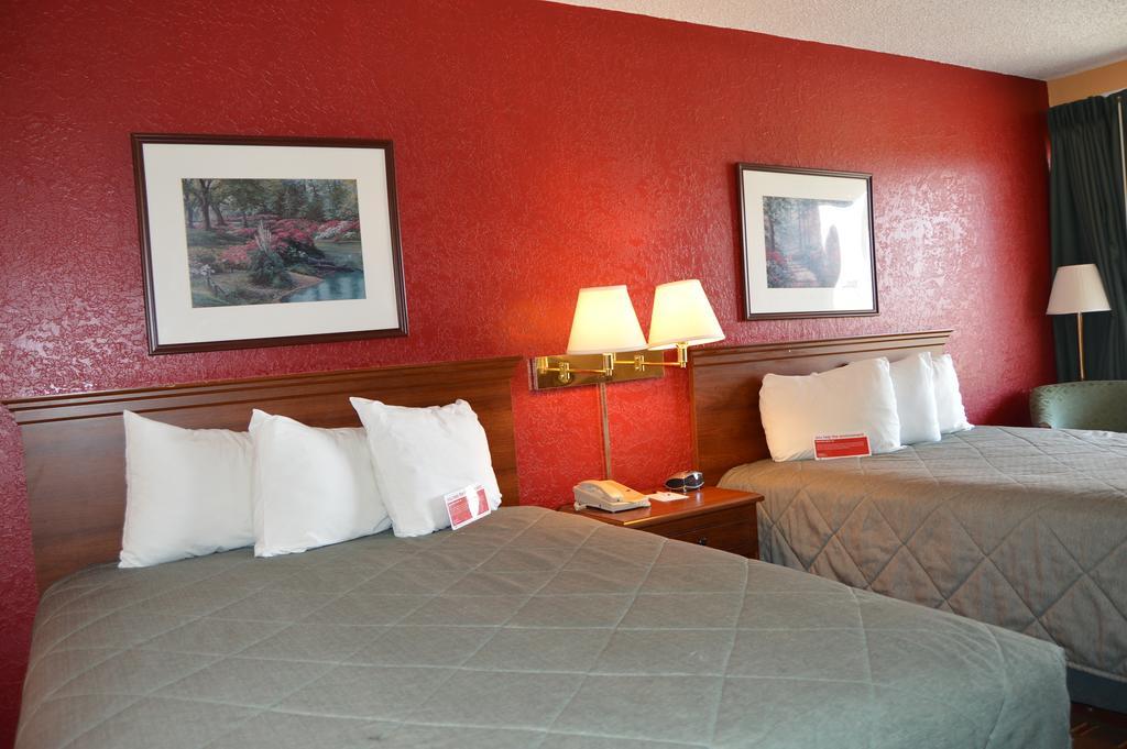 Double Room with Two Double Beds - Non-Smoking