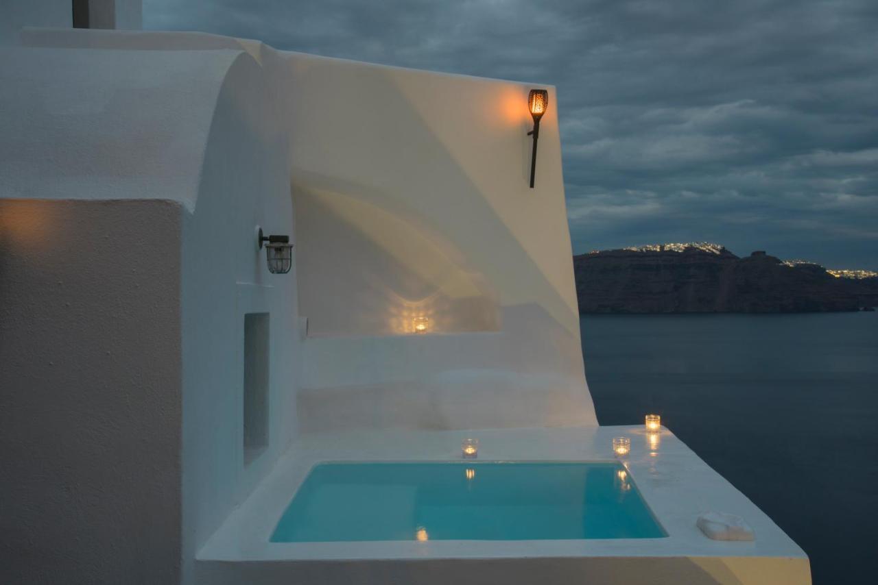 Superior Suite with Hot Tub and Caldera View