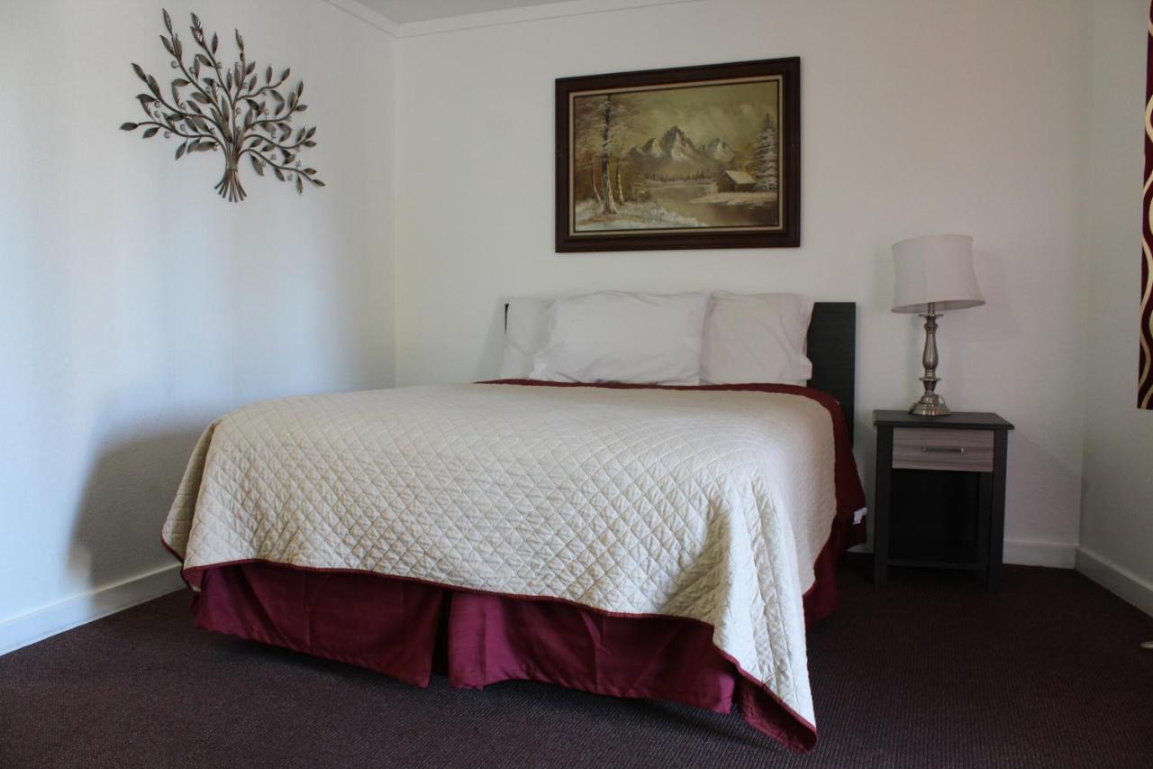 Queen Room,1136871277:JPEG