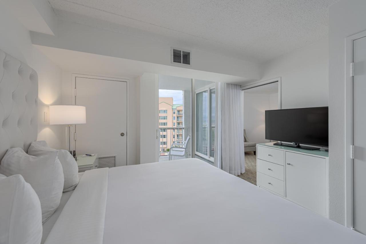 Signature King Suite