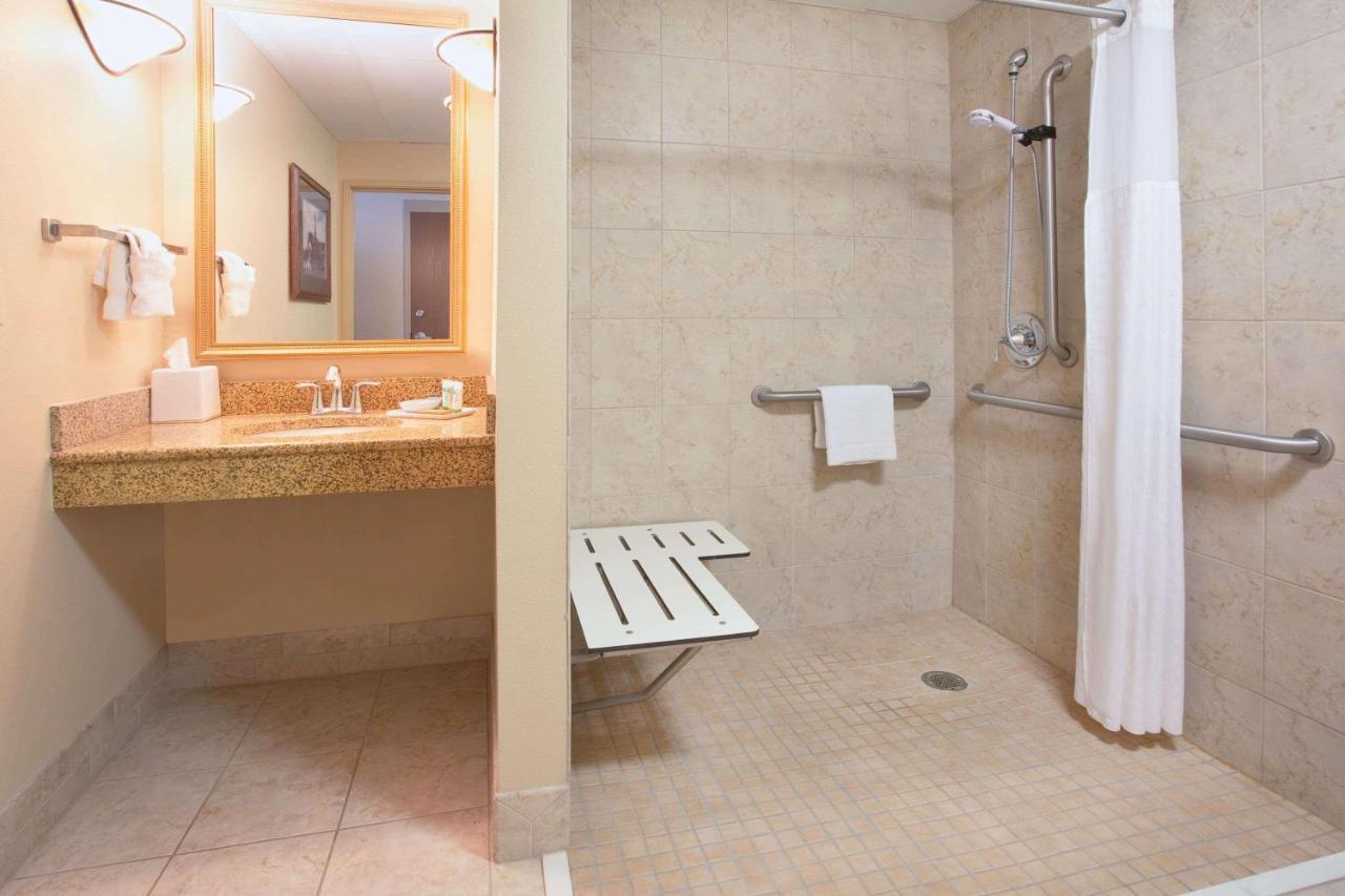 King Room - Mobility Access/Non-Smoking