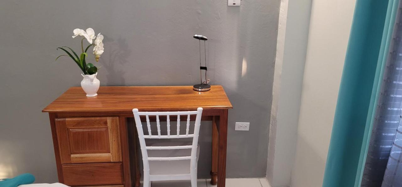 Deluxe Queen Room,1265273302:JPEG