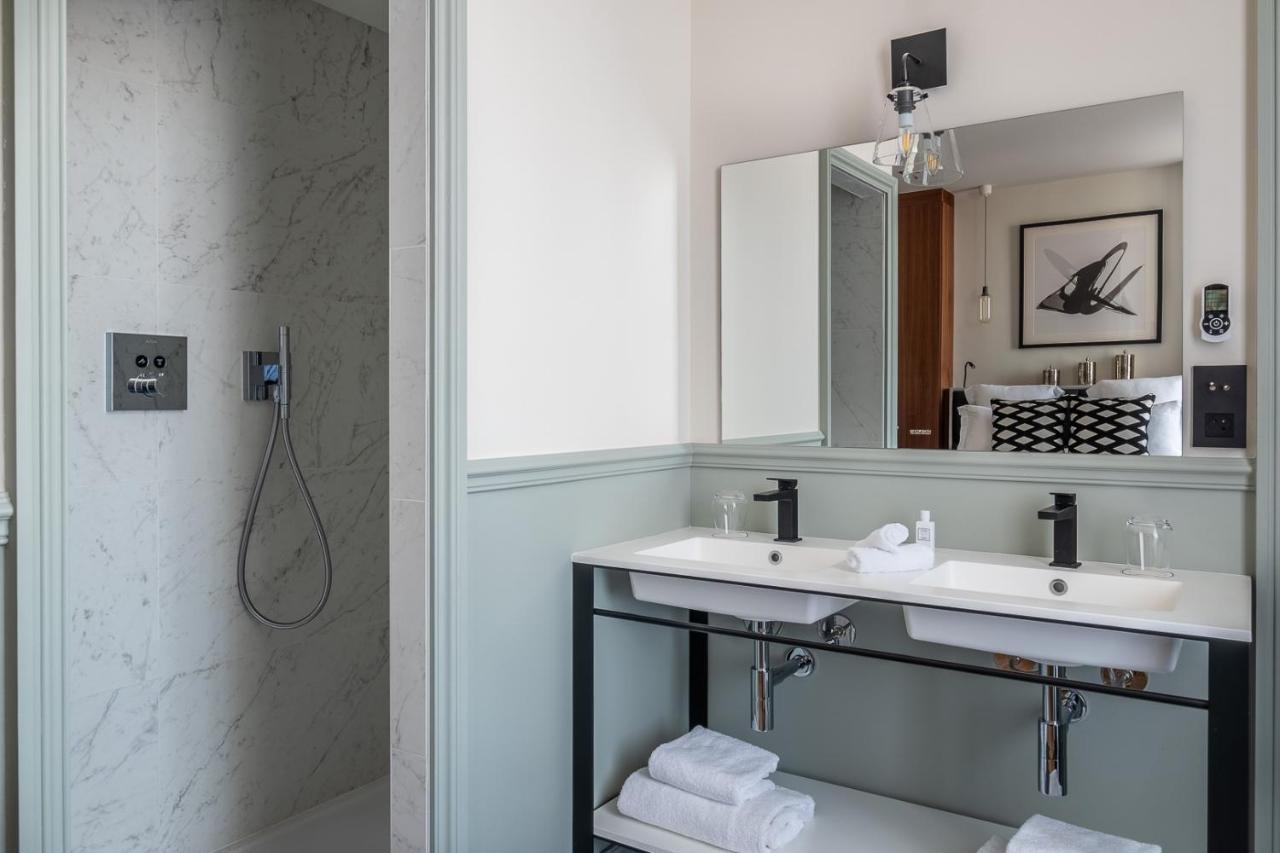 Elegance Double Room