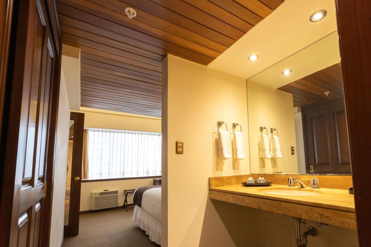 Junior Suite with Queen beds