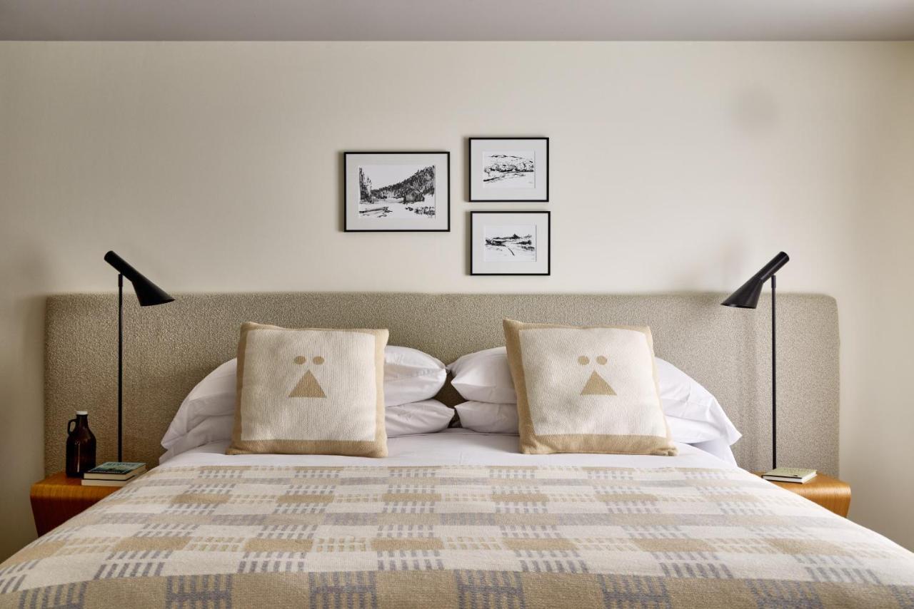 King,1154000436:JPEG