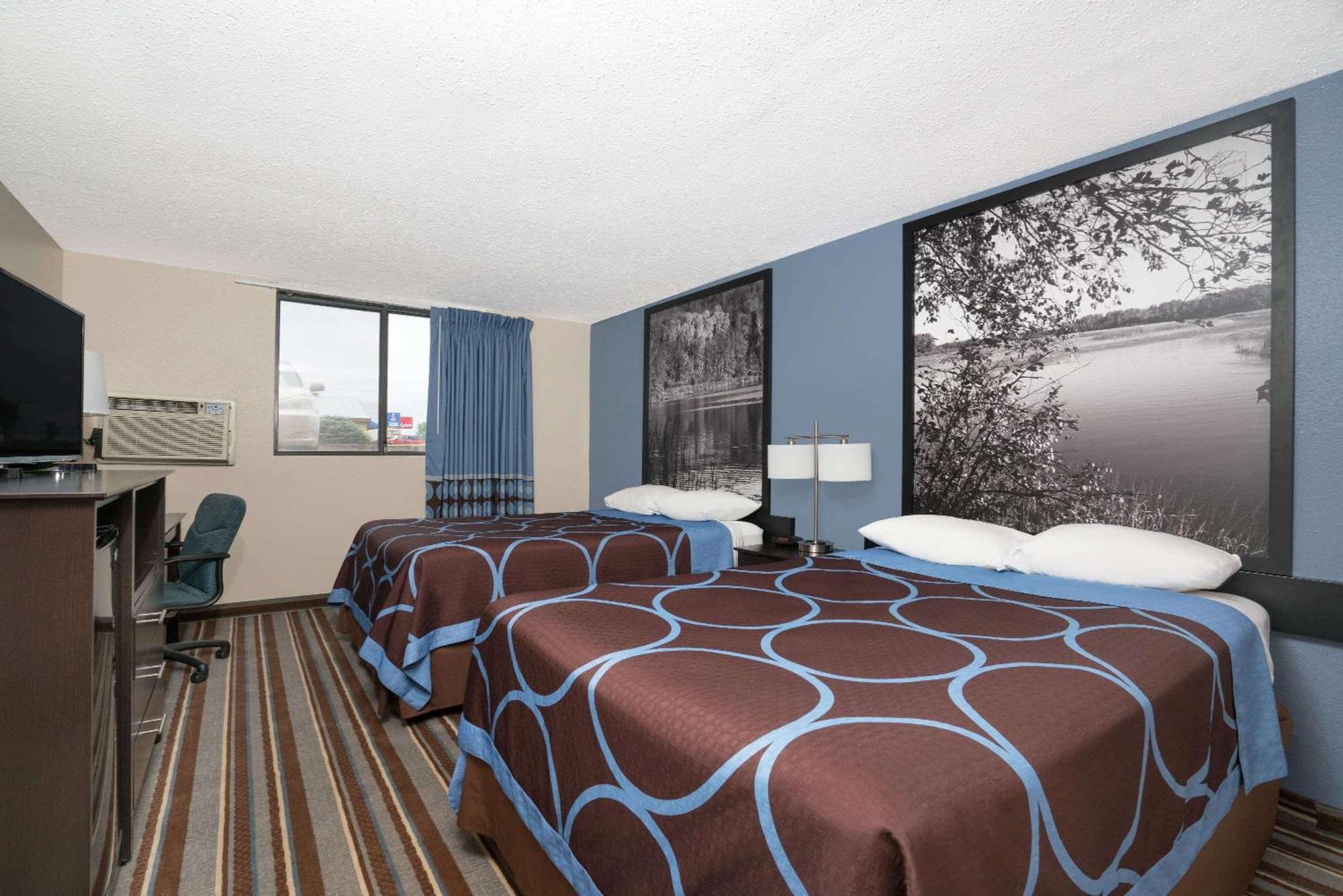 Double Room with Two Double Beds - Non-Smoking