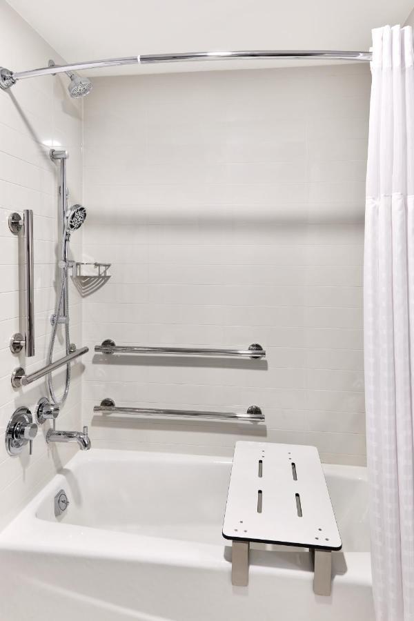 Queen Room with Two Queen Beds, Sofa Bed and Roll-in Shower - Disability Access