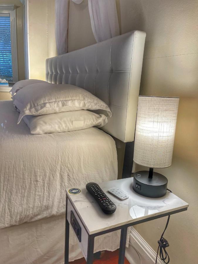 King Room,1162807836:JPEG