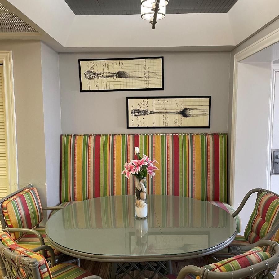 One-Bedroom Apartment with Ocean View - Upstairs,1378134221:JPEG